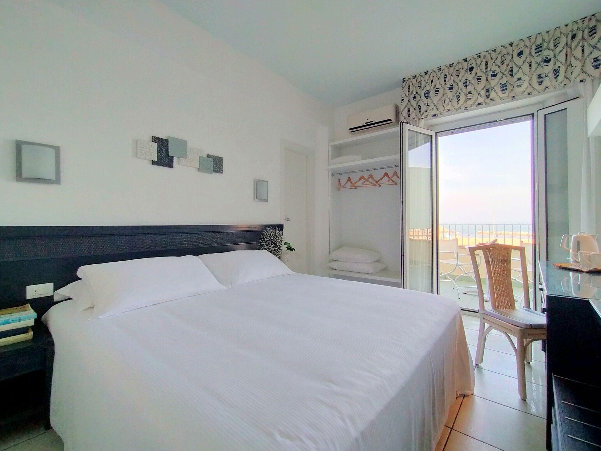 Luxor Beach Boutique Hotel Cattolica Eksteriør billede