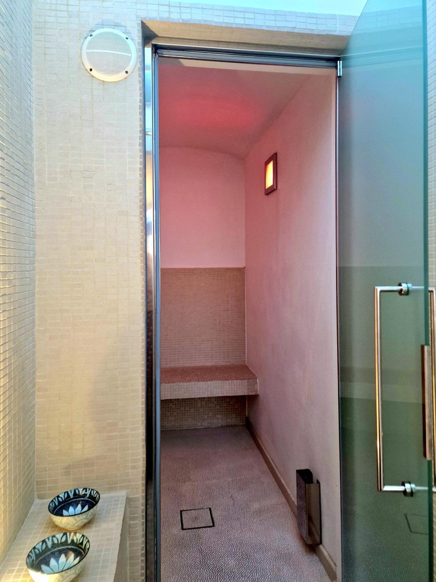 Luxor Beach Boutique Hotel Cattolica Eksteriør billede