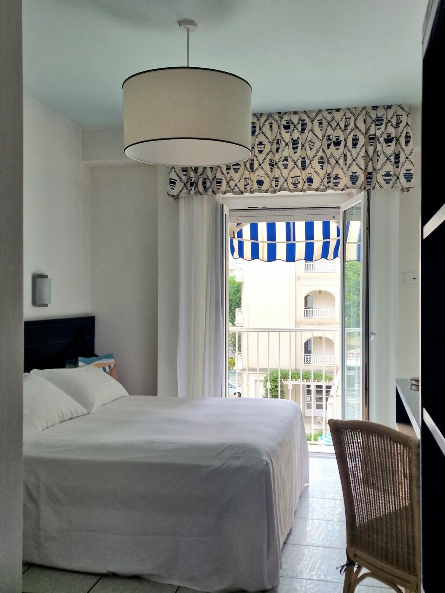 Luxor Beach Boutique Hotel Cattolica Eksteriør billede